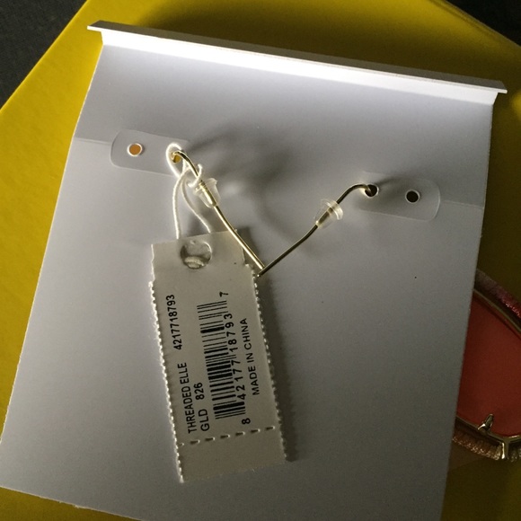 Kendra Scott Gold Threaded Elle Earrings - Picture 8 of 16